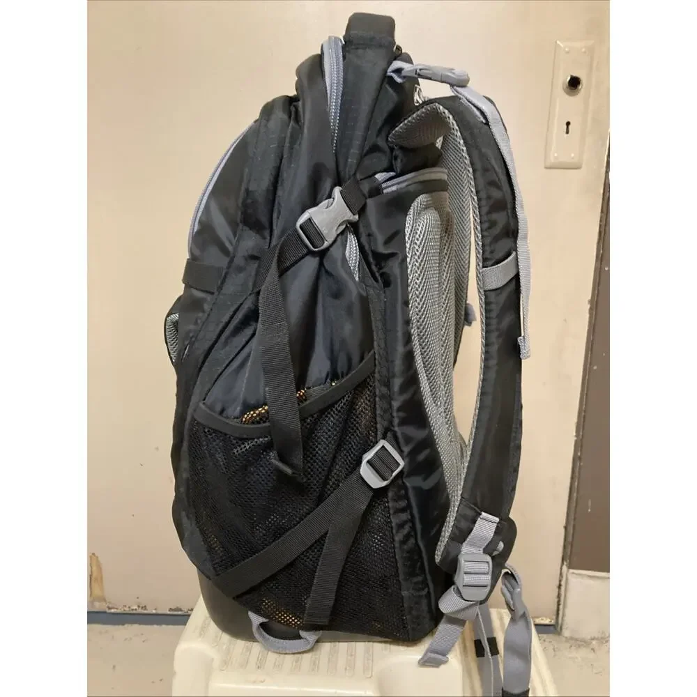 Brand New Kurgo G-Train Dog Carrier Backpack, Small - Black NEVER USED - NWOT